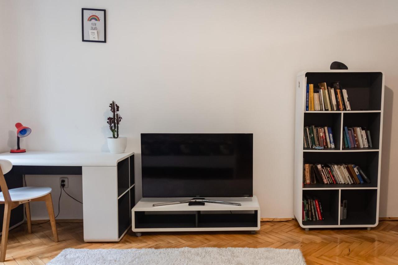 Berlin Apartment Лвив Екстериор снимка