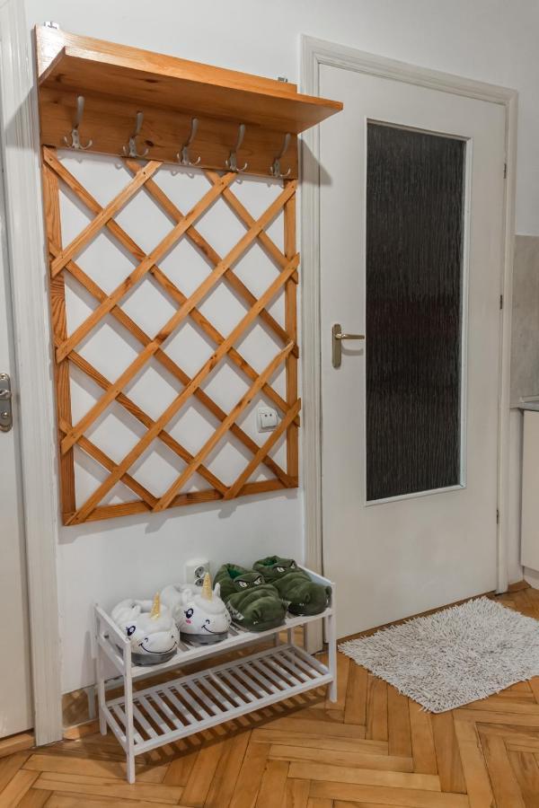 Berlin Apartment Лвив Екстериор снимка